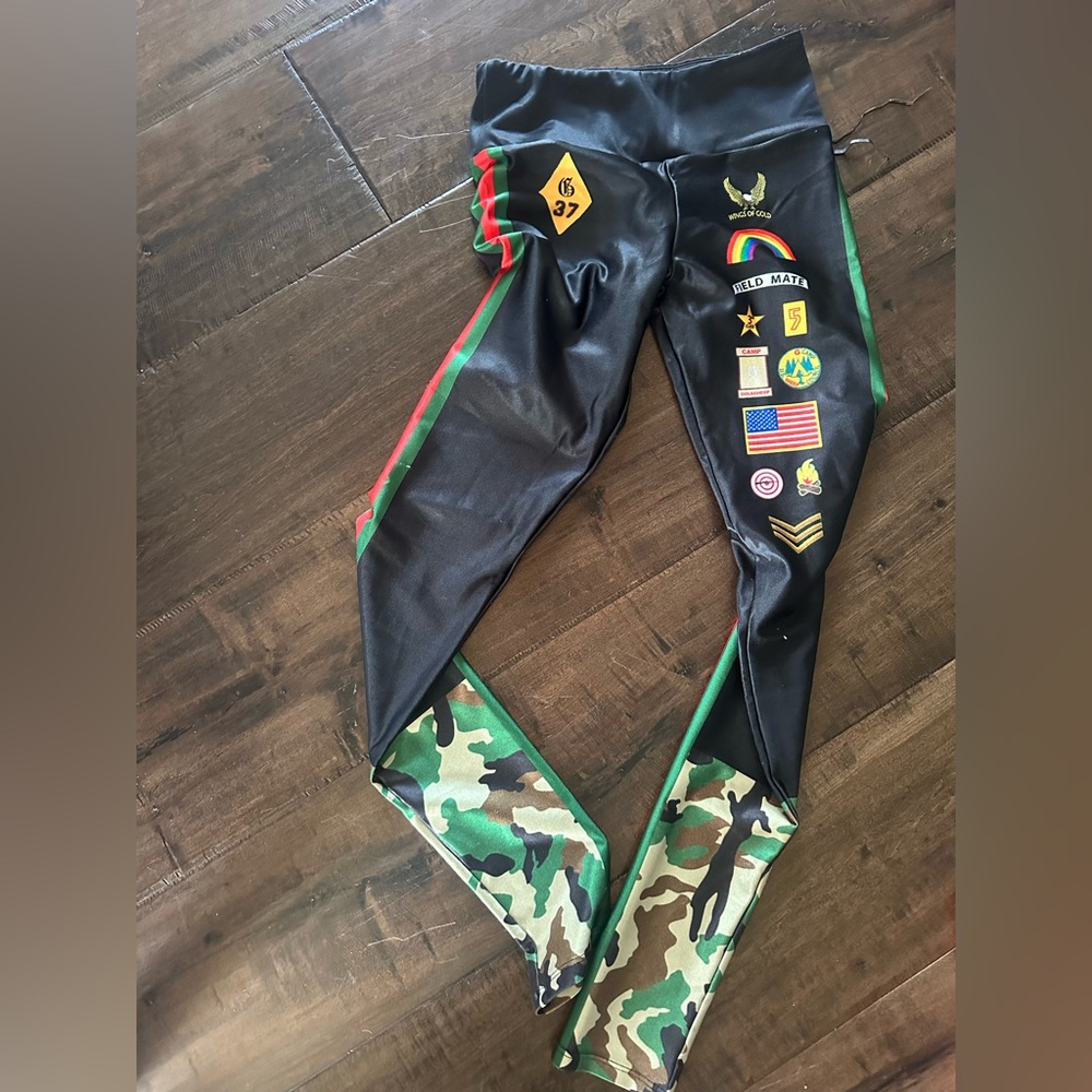Gold sheep leggings